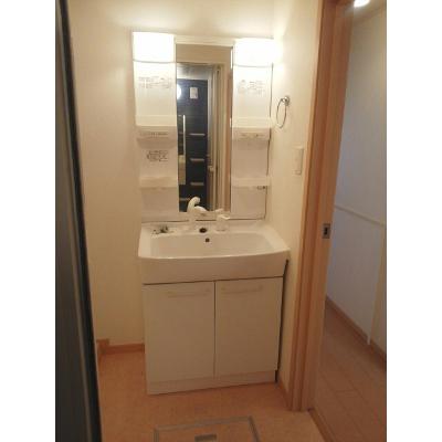 ラタピア 201【管理NO：1-016055501-02010】 ★家具家電は申し込み後に搬入します★の物件画像