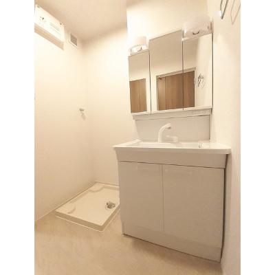 サングレープⅠ 101【管理NO：1-026229101-01010】 ★家具家電は申し込み後に搬入します★の物件画像