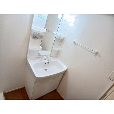 ノイ・ブリーゼⅡ 201【管理NO：1-018515301-02010】 ★家具家電は申し込み後に搬入します★ ★2026年10月下旬入居可能★の物件画像