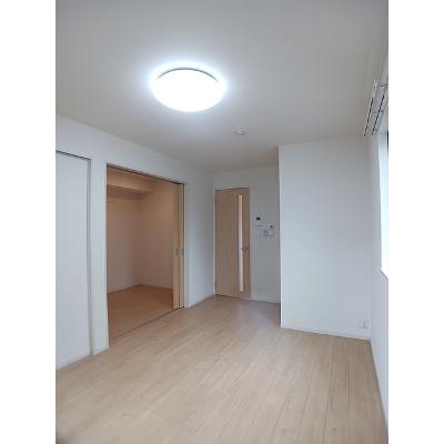 プラーンドルⅣ 101【管理NO：1-023255202-01010】 ★家具家電は申し込み後に搬入します★の物件画像