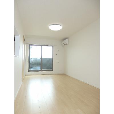 メゾン　アルモニー 302【管理NO：1-021807201-03020】 ★家具家電は申し込み後に搬入します★ ★2026年10月中旬入居可能★の物件画像