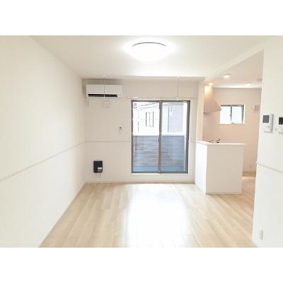 フレッサ 201【管理NO：1-027386901-02010】 ★家具家電は申し込み後に搬入します★ ★2026年10月中旬入居可能★の物件画像