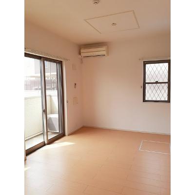 イーストブリーズ 102【管理NO：1-017844601-01020】 ★家具家電は申し込み後に搬入します★ ★2026年10月上旬入居可能★の物件画像