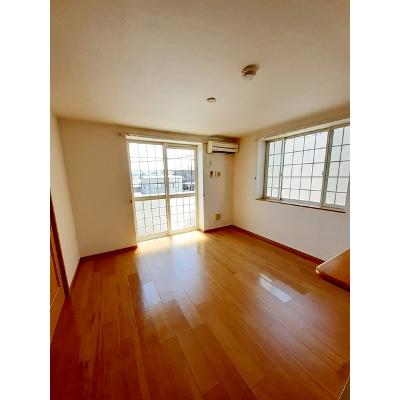 フリージア 203【管理NO：1-013118203-02030】 ★家具家電は申し込み後に搬入します★ ★2026年10月下旬入居可能★の物件画像