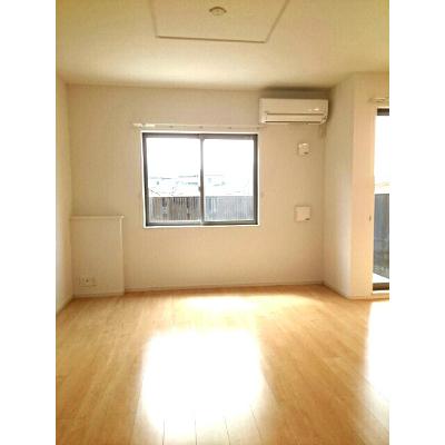 アイラス 104【管理NO：1-019785801-01040】 ★家具家電は申し込み後に搬入します★ ★2026年10月中旬入居可能★の物件画像