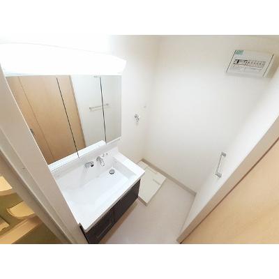 ハッピースクエア 102【管理NO：1-022288601-01020】 ★家具家電は申し込み後に搬入します★ ★2026年10月中旬入居可能★の物件画像