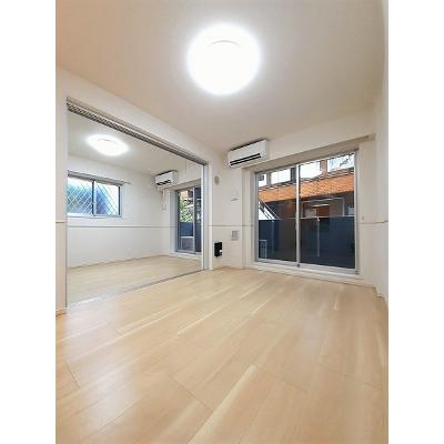 ロイヤルパイン　ストリーム 102【管理NO：1-026600001-01020】 ★家具家電は申し込み後に搬入します★ ★2026年10月上旬入居可能★の物件画像