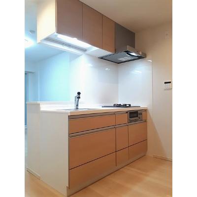 ロイヤルパイン　ストリーム 102【管理NO：1-026600001-01020】 ★家具家電は申し込み後に搬入します★ ★2026年10月上旬入居可能★の物件画像