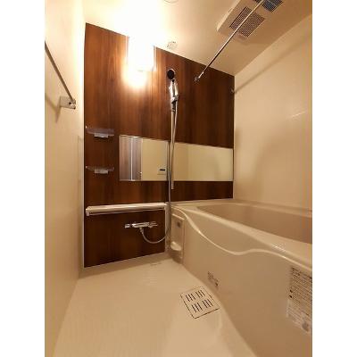 ロイヤルパイン　ストリーム 102【管理NO：1-026600001-01020】 ★家具家電は申し込み後に搬入します★ ★2026年10月上旬入居可能★の物件画像