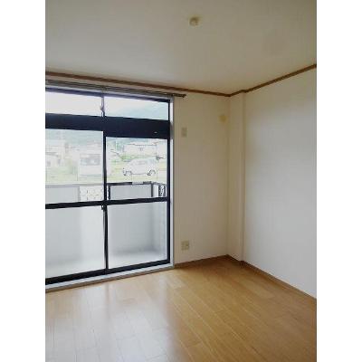 サザンレイクＢ棟 102【管理NO：1-007983602-01020】 ★家具家電は申し込み後に搬入します★ ★2026年10月下旬入居可能★の物件画像