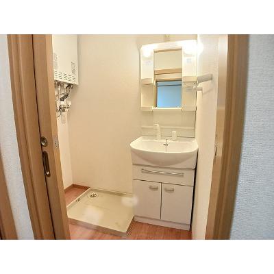 サンリーブ北郷Ⅱ 101【管理NO：1-013100401-01010】 ★家具家電は申し込み後に搬入します★の物件画像