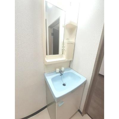 プラドール石山 202【管理NO：1-004800801-02020】 ★家具家電は申し込み後に搬入します★ ★2026年10月中旬入居可能★の物件画像