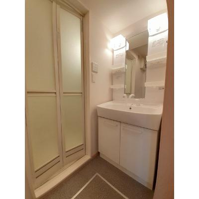 デーア・パラッツオ 203【管理NO：1-016874901-02030】 ★家具家電は申し込み後に搬入します★ ★2026年11月上旬入居可能★の物件画像