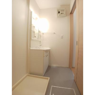 ピープルパーク緑葉公園Ⅱ 101【管理NO：1-017080002-01010】 ★家具家電は申し込み後に搬入します★ ★2026年11月上旬入居可能★の物件画像