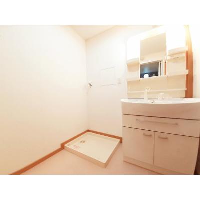 トレポンテＢ 201【管理NO：1-014641902-02010】 ★家具家電は申し込み後に搬入します★ ★2026年11月上旬入居可能★の物件画像