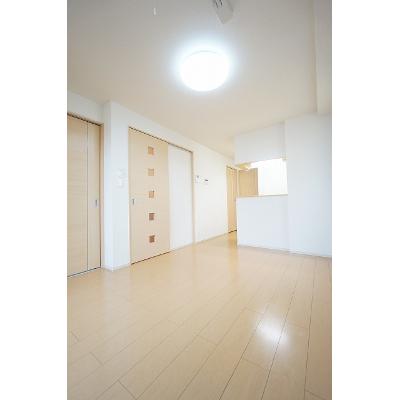 プリムローズ・政　Ⅰ 201【管理NO：1-020802301-02010】 ★家具家電は申し込み後に搬入します★の物件画像