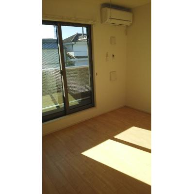 エスカーザ 201【管理NO：1-021509801-02010】 ★家具家電は申し込み後に搬入します★ ★2026年10月下旬入居可能★の物件画像