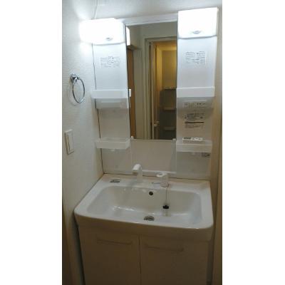 エスカーザ 201【管理NO：1-021509801-02010】 ★家具家電は申し込み後に搬入します★ ★2026年10月下旬入居可能★の物件画像