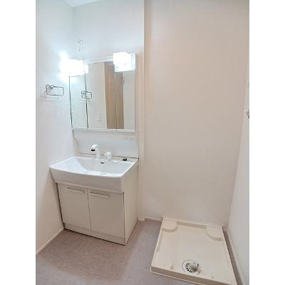 ユングフラウ　オオタ 205【管理NO：1-028775801-02050】 ★家具家電は申し込み後に搬入します★ ★2026年11月上旬入居可能★の物件画像