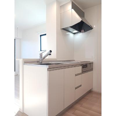 ルーチェ　ウシザワ　Ａ 203【管理NO：1-028661401-02030】 ★家具家電は申し込み後に搬入します★ ★2026年11月上旬入居可能★の物件画像