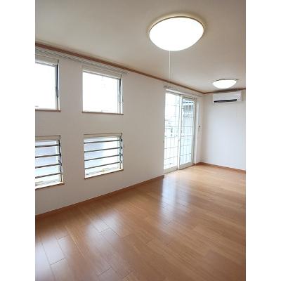 メゾンドアルモニー 201【管理NO：1-013029001-02010】 ★家具家電は申し込み後に搬入します★の物件画像