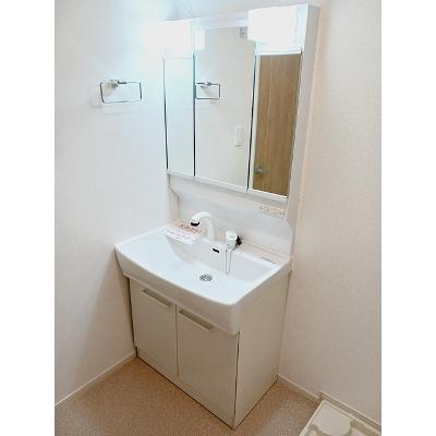 メゾン　よしみ 203【管理NO：1-028322601-02030】 ★家具家電は申し込み後に搬入します★の物件画像