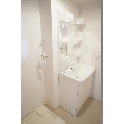 プランタンⅠ 201【管理NO：1-020025601-02010】 ★家具家電は申し込み後に搬入します★ ★2026年11月上旬入居可能★の物件画像