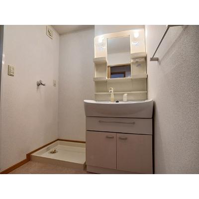 トゥー・ル・モンドＡ 201【管理NO：1-013801901-02010】 ★家具家電は申し込み後に搬入します★の物件画像