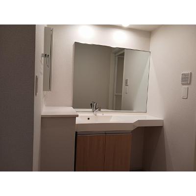 カーサ・ヴィバーチェ 103【管理NO：1-025520301-01030】 ★家具家電は申し込み後に搬入します★ ★2026年11月中旬入居可能★の物件画像