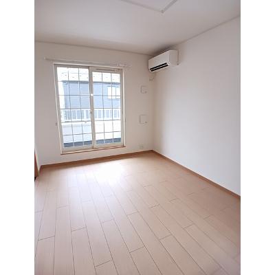 カーサ　ボニート 204【管理NO：1-014357601-02040】 ★家具家電は申し込み後に搬入します★ ★2026年10月上旬入居可能★の物件画像