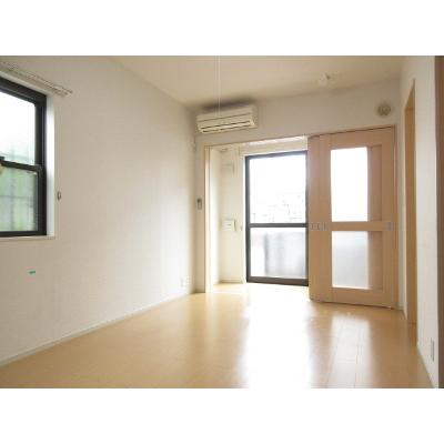 アルバータⅥ 101【管理NO：1-017689901-01010】 ★家具家電は申し込み後に搬入します★ ★2026年11月上旬入居可能★の物件画像
