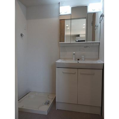 ラフレシール 305【管理NO：1-027836601-03050】 ★家具家電は申し込み後に搬入します★の物件画像