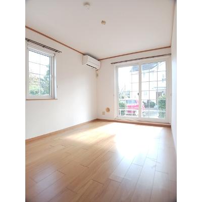 サラスワティＢ 101【管理NO：1-011819902-01010】 ★家具家電は申し込み後に搬入します★ ★2026年10月下旬入居可能★の物件画像