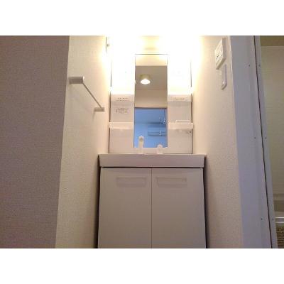サンライズ八筋 203【管理NO：1-019040301-02030】 ★家具家電は申し込み後に搬入します★ ★2026年10月上旬入居可能★の物件画像