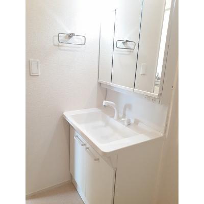 向日葵之音 206【管理NO：1-026985401-02050】 ★家具家電は申し込み後に搬入します★の物件画像