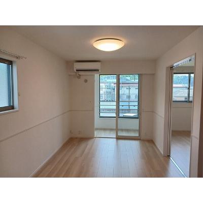 プレミール鶴賀 201【管理NO：1-028048601-02010】 ★家具家電は申し込み後に搬入します★ ★2026年10月上旬入居可能★の物件画像