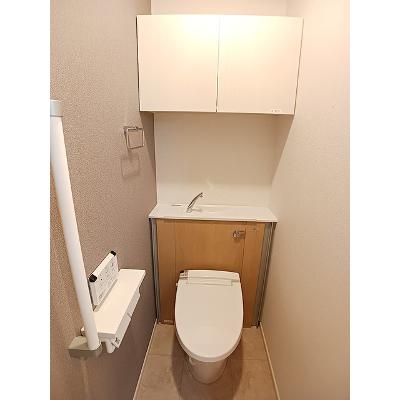 ロンガ　ヴィータ和泉Ⅱ 101【管理NO：1-026210701-01010】 ★家具家電は申し込み後に搬入します★の物件画像
