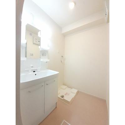 シェルブルー　Ａ 203【管理NO：1-021671701-02030】 ★家具家電は申し込み後に搬入します★の物件画像