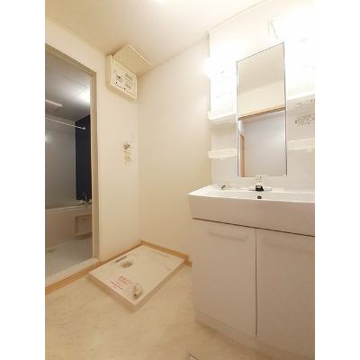 ヴェル　ドゥーラ　Ⅵ 202【管理NO：1-015871902-02020】 ★家具家電は申し込み後に搬入します★ ★2026年11月下旬入居可能★の物件画像