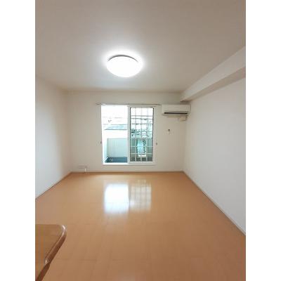 ラフレシール 201【管理NO：1-018200001-02010】 ★家具家電は申し込み後に搬入します★ ★2026年11月中旬入居可能★の物件画像