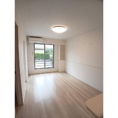 Ｒｏｓｅｃｏｌｏｒ　Ｂ 104【管理NO：1-027030602-01040】 ★家具家電は申し込み後に搬入します★の物件画像