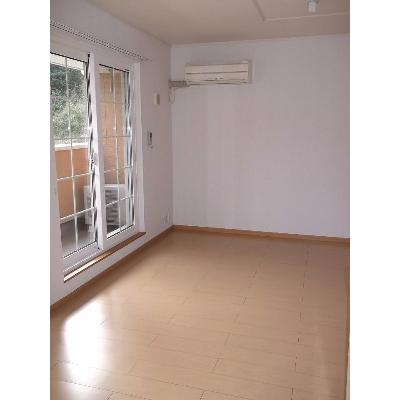 コスモス 201【管理NO：1-015247301-02010】 ★家具家電は申し込み後に搬入します★ ★2026年10月下旬入居可能★の物件画像