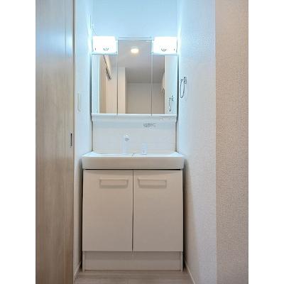 グランシャリオ　プラス 103【管理NO：1-026526201-01030】 ★家具家電は申し込み後に搬入します★の物件画像