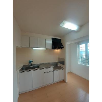 ルトンセラン 201【管理NO：1-018845701-02010】 ★家具家電は申し込み後に搬入します★ ★2026年10月中旬入居可能★の物件画像