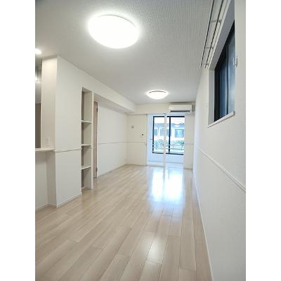 グルックⅡ 101【管理NO：1-027944702-01010】 ★家具家電は申し込み後に搬入します★の物件画像
