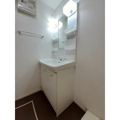 ヴィータ　セレーナ　Ⅲ 203【管理NO：1-018303903-02030】 ★家具家電は申し込み後に搬入します★ ★2026年12月下旬入居可能★の物件画像