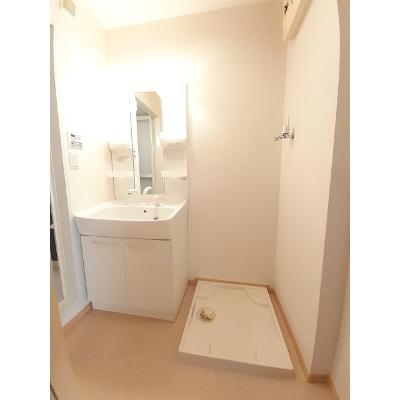 キャトルセゾン 102【管理NO：1-016581801-01020】 ★家具家電は申し込み後に搬入します★ ★2026年11月中旬入居可能★の物件画像