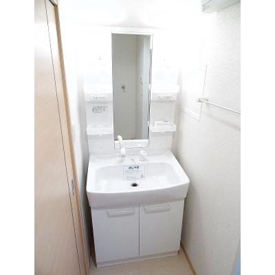 レジーナ 201【管理NO：1-016722401-02010】 ★家具家電は申し込み後に搬入します★ ★2026年10月下旬入居可能★の物件画像