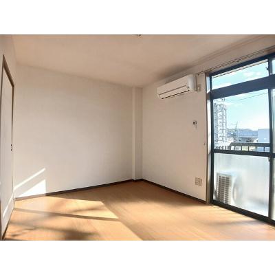 フローラルタウンＢ 202【管理NO：1-005737102-02020】 ★家具家電は申し込み後に搬入します★ ★2026年10月下旬入居可能★の物件画像