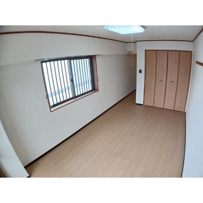 エレガンスゆい 304【管理NO：1-012208501-03040】 ★家具家電は申し込み後に搬入します★の物件画像
